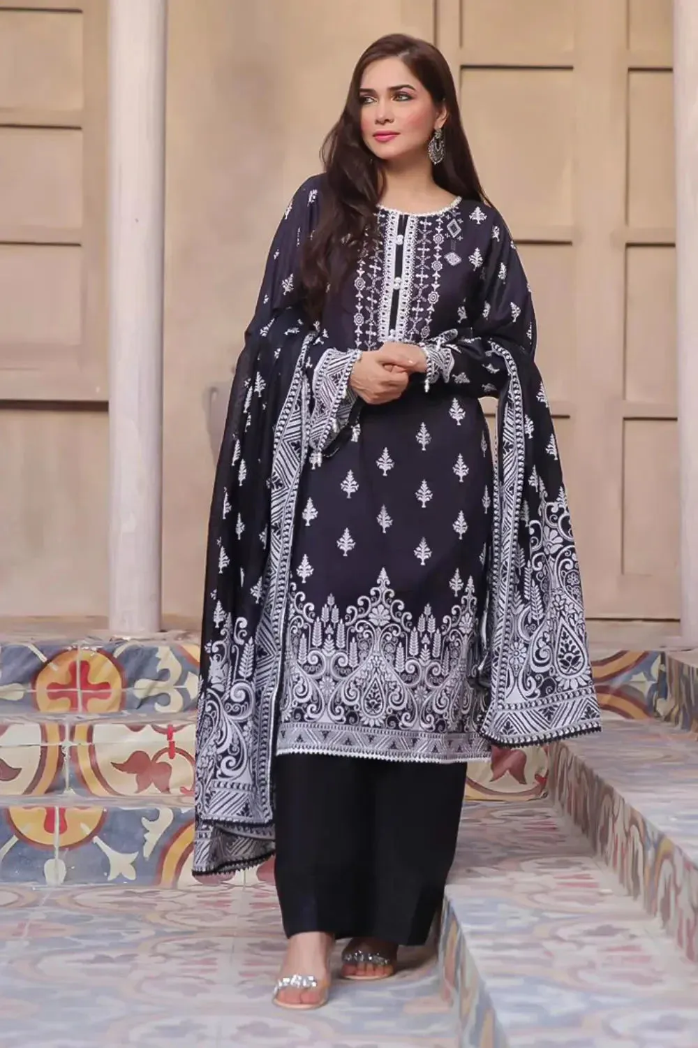 3PC Printed Unstitched Lawn Suit KLA-2745