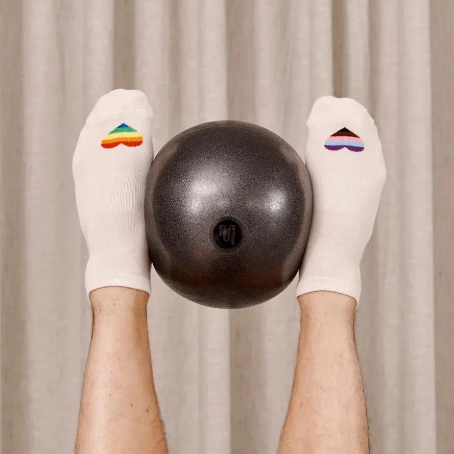 Classic Low Rise Grip Socks - Rainbow Heart (Barre / Pilates)