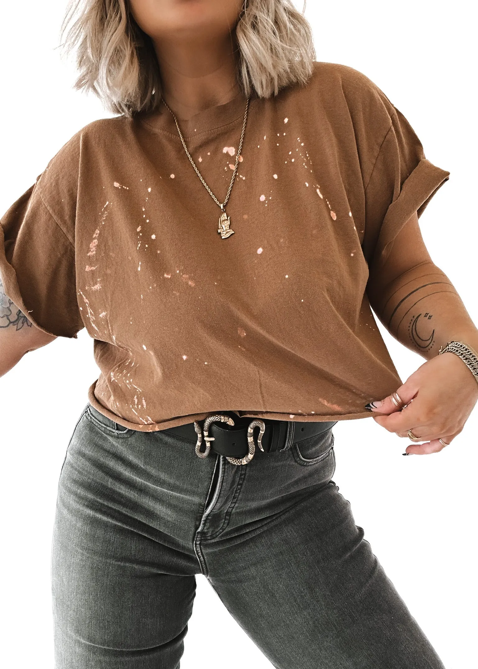 FINAL SALE: CROPPED PEBBY BASICS BLEACHED OUT BOURBON TEE