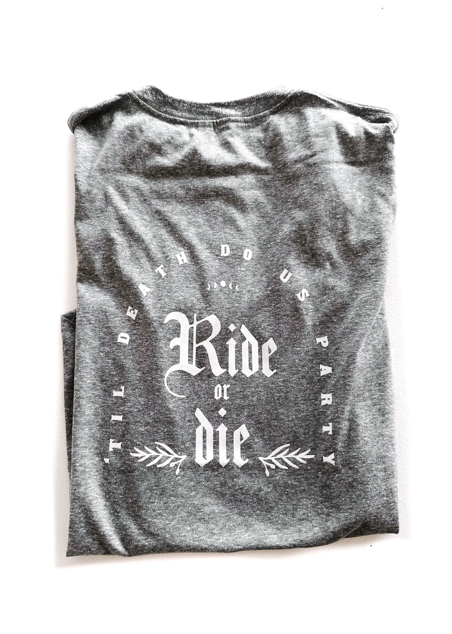 GOTHIC RIDE OR DIE SIDE SLIT TEE