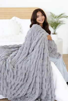 Cozy and Soft Gray Dawn Blanket for Ultimate Comfort