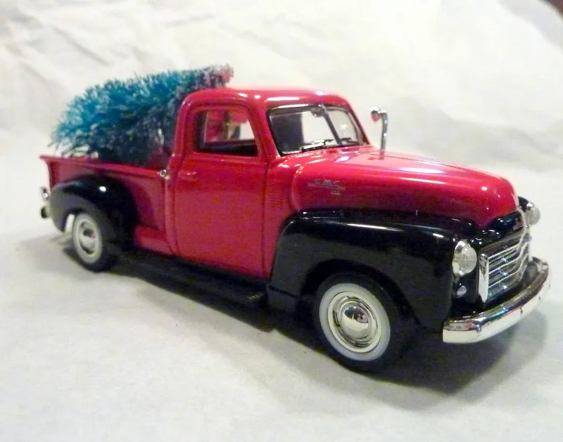 Red metal Truck decorations, Christmas Truck decorations, Farmhouse truck decor