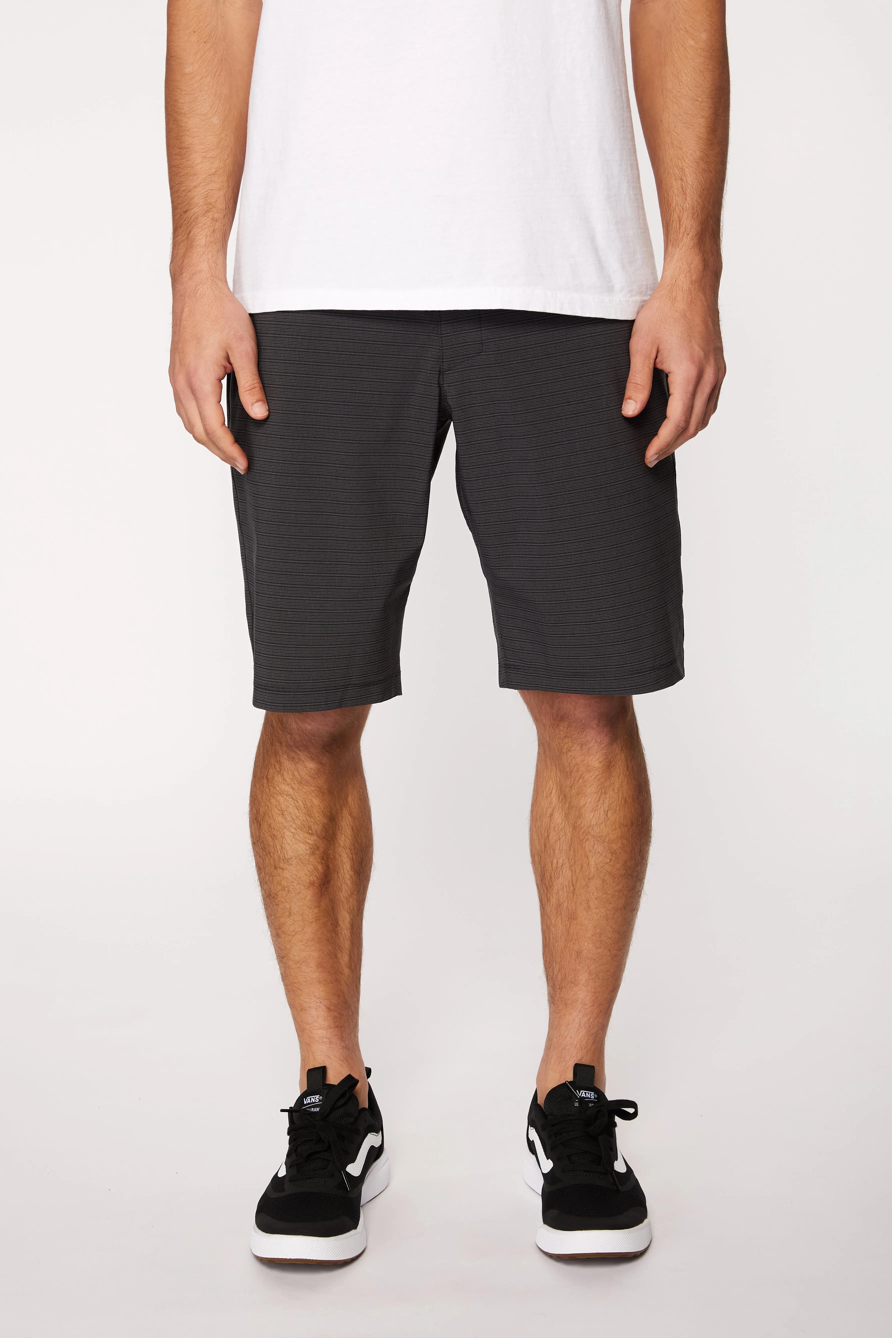 Wharf 21" Hybrid Shorts