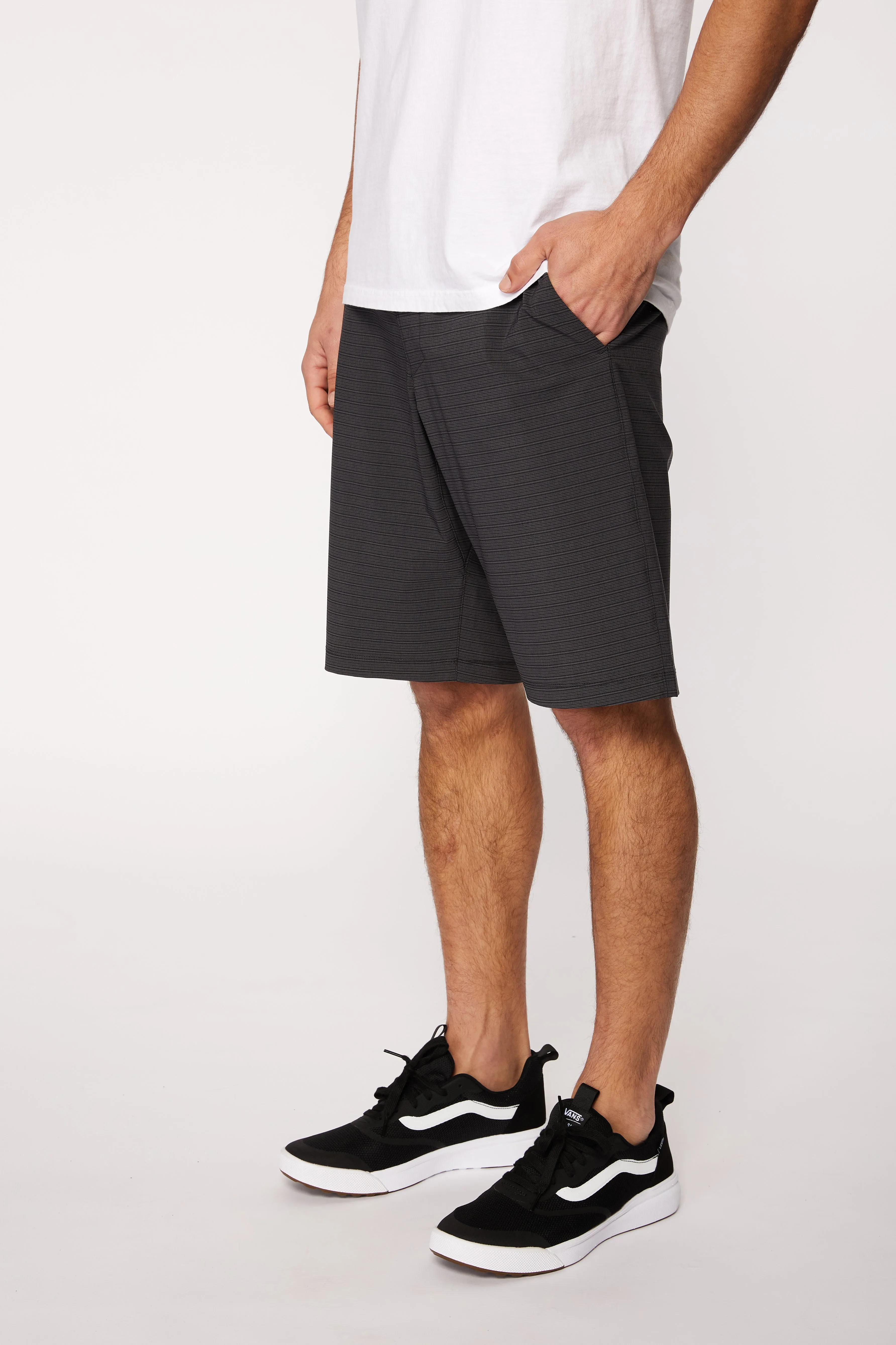 Wharf 21" Hybrid Shorts